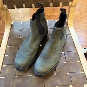 Doc Marten Platform Boots (Women’s 8)